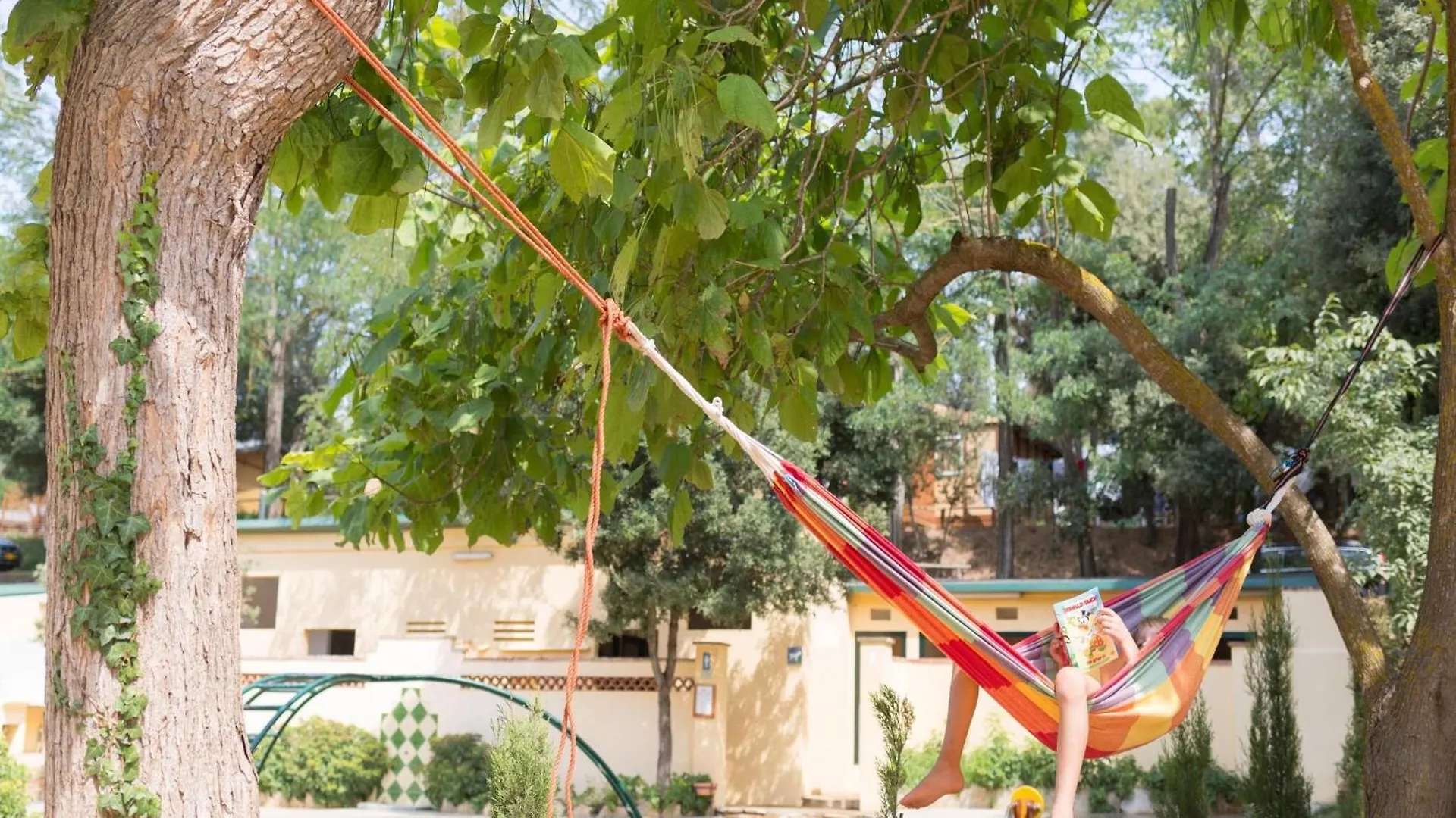 Tent Accommodation In Begur-Girona For 5 People, Cleaning Included Fornells