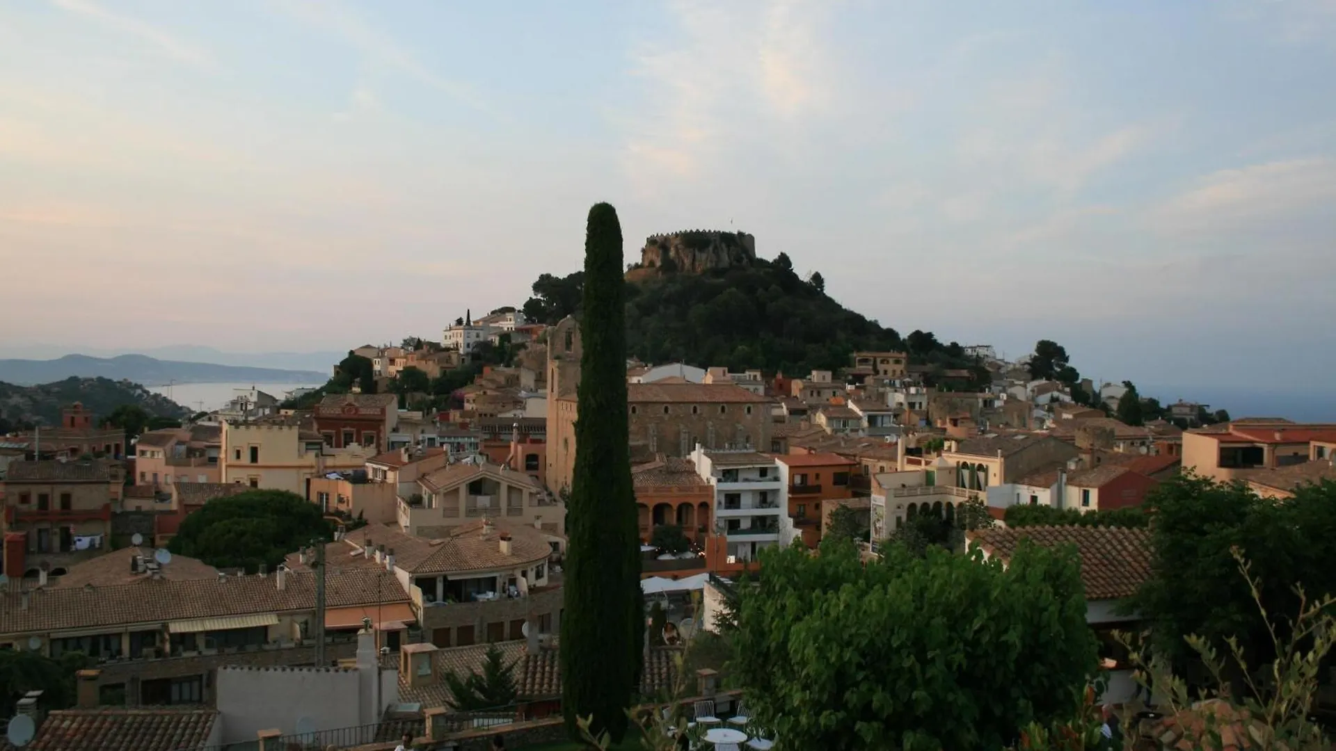 Tent Accommodation In Begur-Girona For 5 People, Cleaning Included Fornells  Fornells (Catalonia)